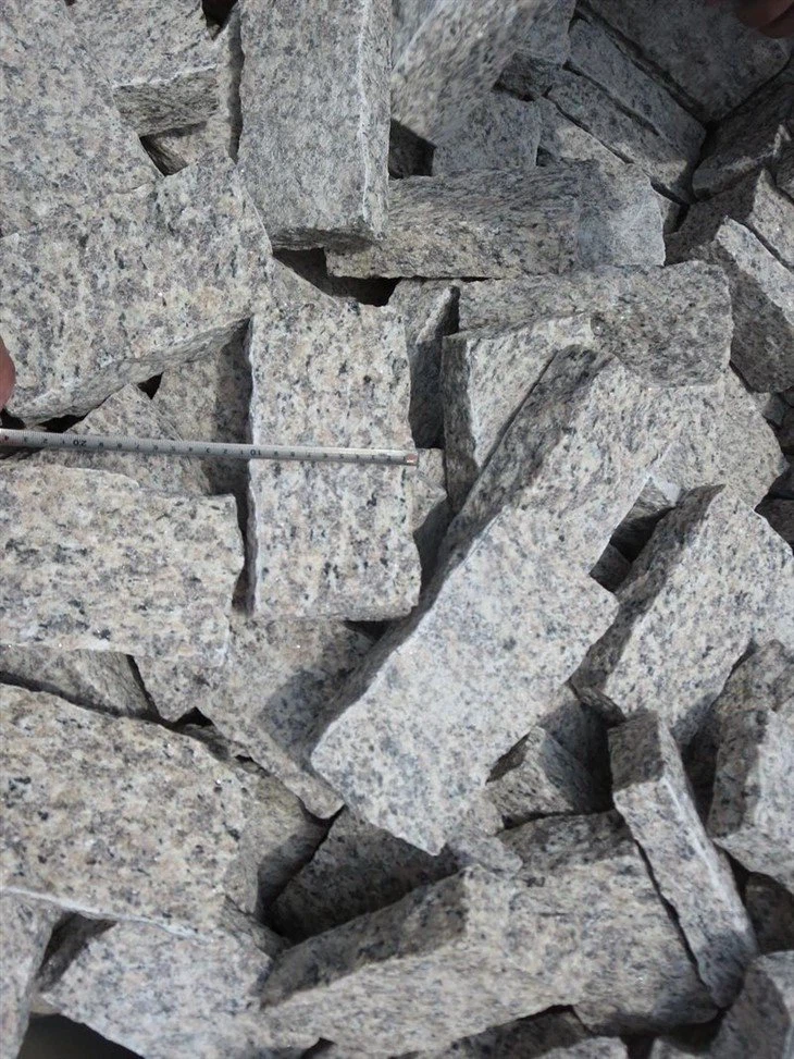 Granite-Colors-Tiger-Skin-Fooring-Price.webp (4)(001)
