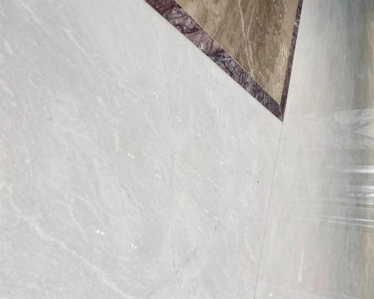 White-Pearl-Marble-Tile-for-Wall-Floor-Splashback.webp (1)